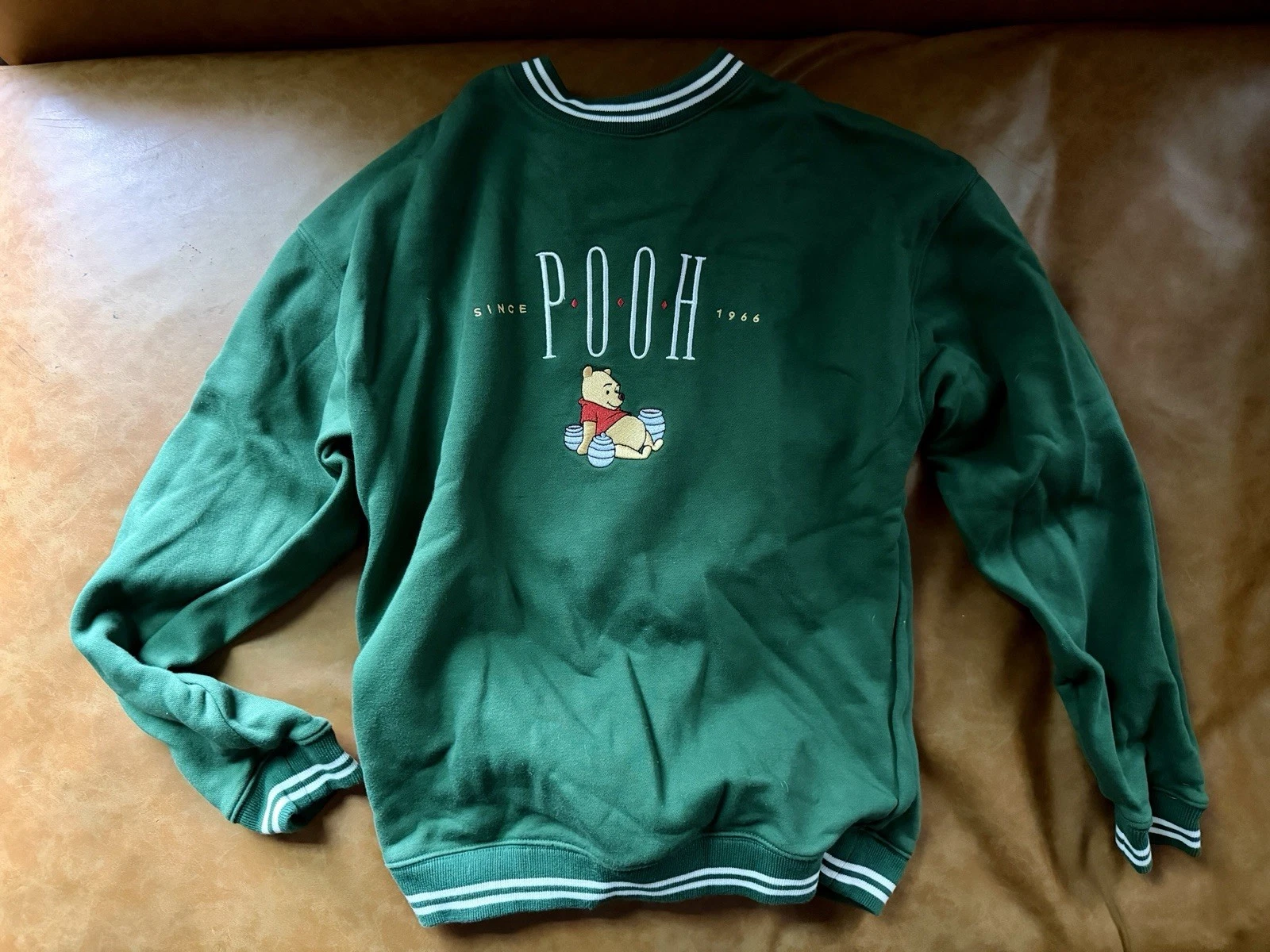 Disney Winnie the Pooh Sweatshirt Green Embroidered Adult Small
Opens in a new window or tab
