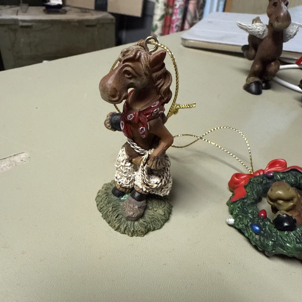 Montana Silversmiths Elmer the Horse In Chaos And In Wreath Christmas Ornaments - Image 2 of 3