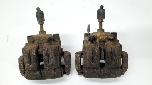 BMW 3er E91  Bremssattel Bremszange Bremse  hinten links & rechts   (06)