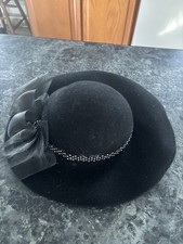 Vintage Hat MICHAEL HOWARD 100 Wool Black Feathered w/ Rhrinstone Band