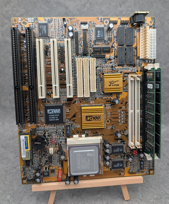 PC Chips M590 Mainboard-AT AMD K6-2 350MHz + RAM Super Socket 7 Retro - Defekt