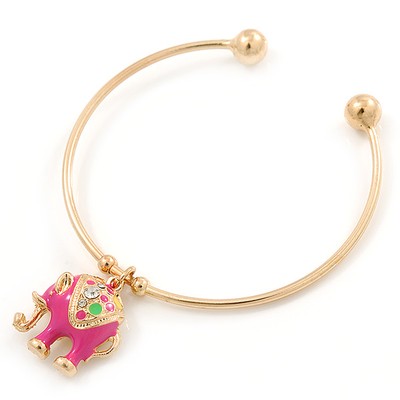 Goldfarbenes Slip-On Armreif Armband mit einem tiefrosa Emaille Elefant Charm - 19 cm L