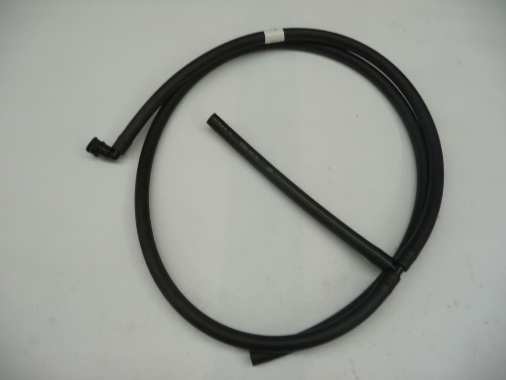 2003-2007 Maserati Quattroporte Headlamp/Headlight Washer Hose 67724900 OEM A1