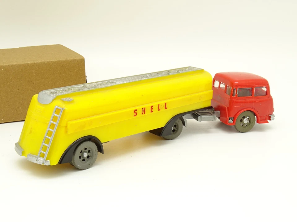 Siku 1/50 SB - Hanomag HS 170T + Rimorchio Cisterne Shell V46 - Immagine 3 di 4