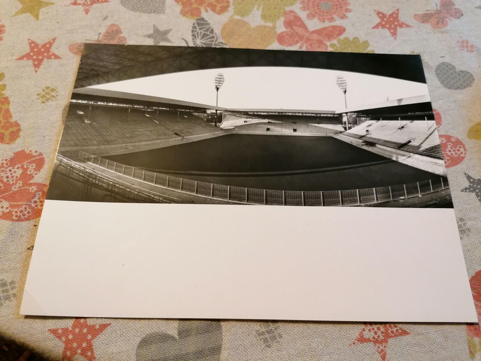 Picture 1 of 2