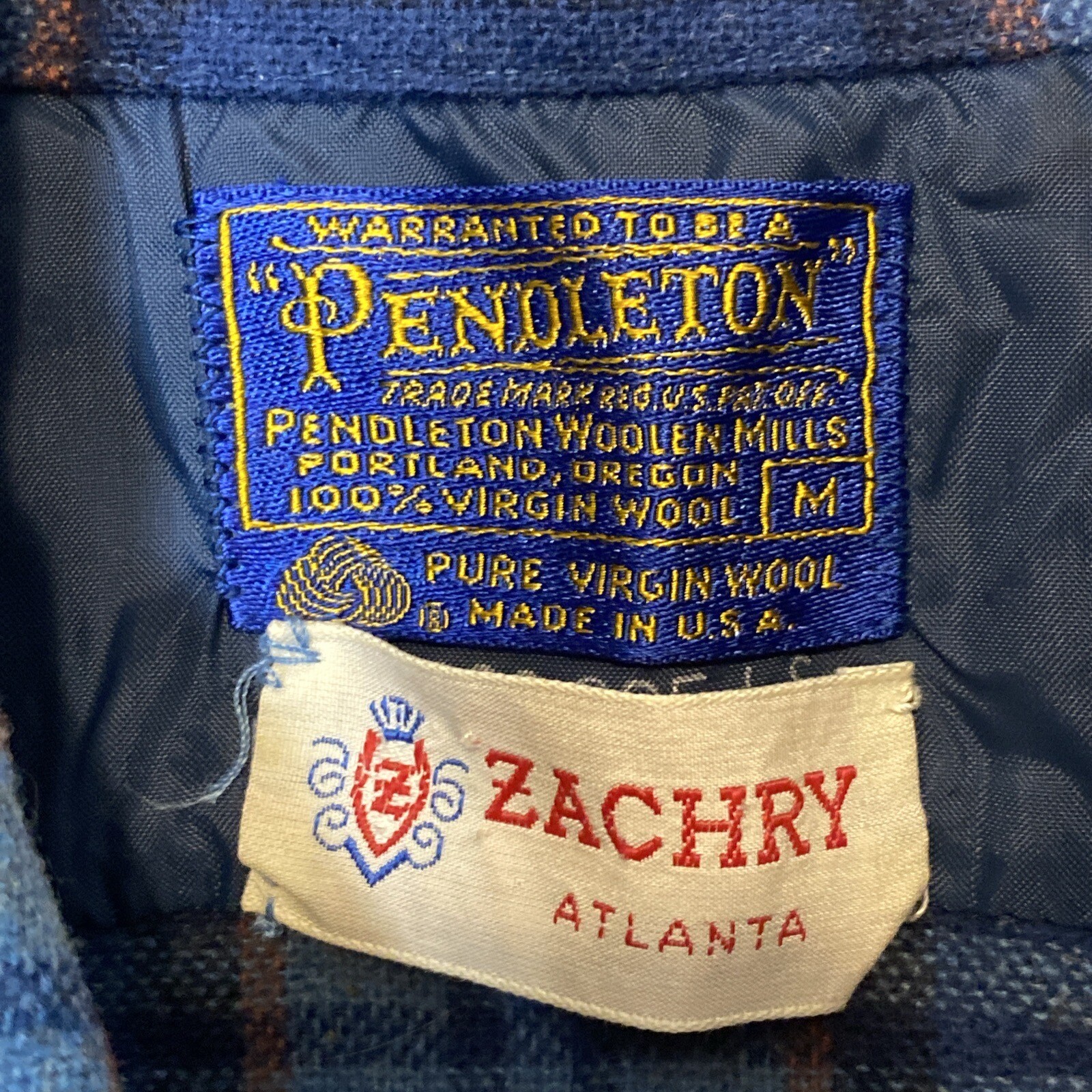 Pendleton Long Sleeve Wool size Medium Button Dow… - image 3