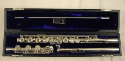 WILLIAM S. HAYNES SILVER FLUTE 18K RISER STRAUBINGER PADS OFFSET G SPLIT E LOW B