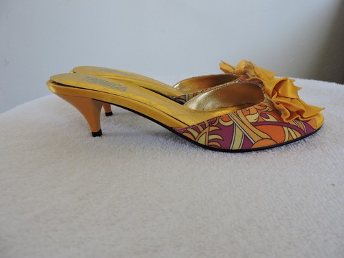 TRIBECA KENNETH COLE "JULIET" MUSTARD GOLD MULTI W/BOW OPEN TOE SLIDES HEELS - Picture 2 of 7
