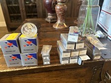 LOT OF 18 Halogen Lamp Bulbs, Projector bulbs