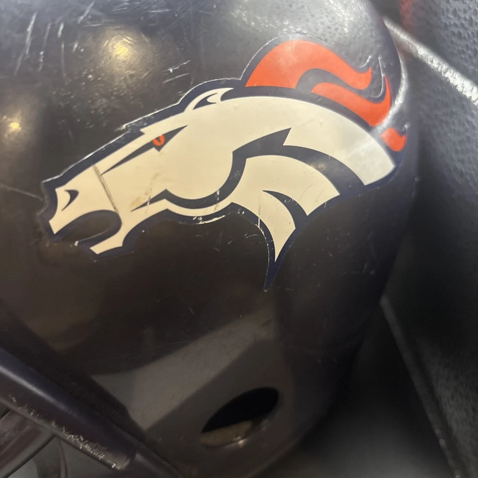 Retro NFL Franklin Denver Broncos Football Helmet Youth NOT for contact play - Image 2 of 4