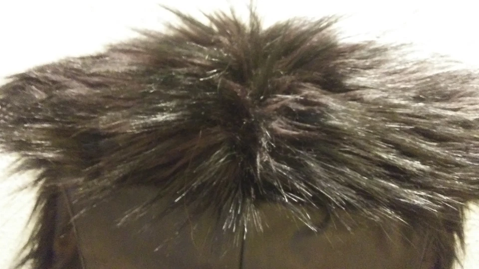 Chaleco de cuero sintético negro Wet Seal Foto 4 de 4