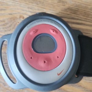 Philips PSA128 Heart Rate Monitor Armband, Gray/Red/Black, 0.75" Display