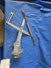 Passenger Front Window Regulator Manual Fits 78-83 CHALLENGER/SAPPORO 175758