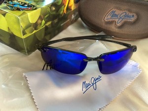Maui Jim B407-11 Ho'okipa Sunglasses Grey Frame / Blue Hawaii Polarized Lenses