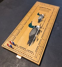 Vintage Wooden Cribbage Board with Cape Cod T...