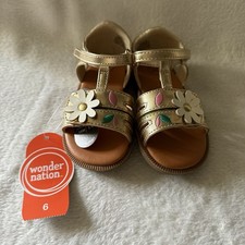 Wonder Nation girls Gold Sandals with Daisy Accents Size 6 Adjustable Strap New