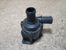 Pompe à eau Audi S4