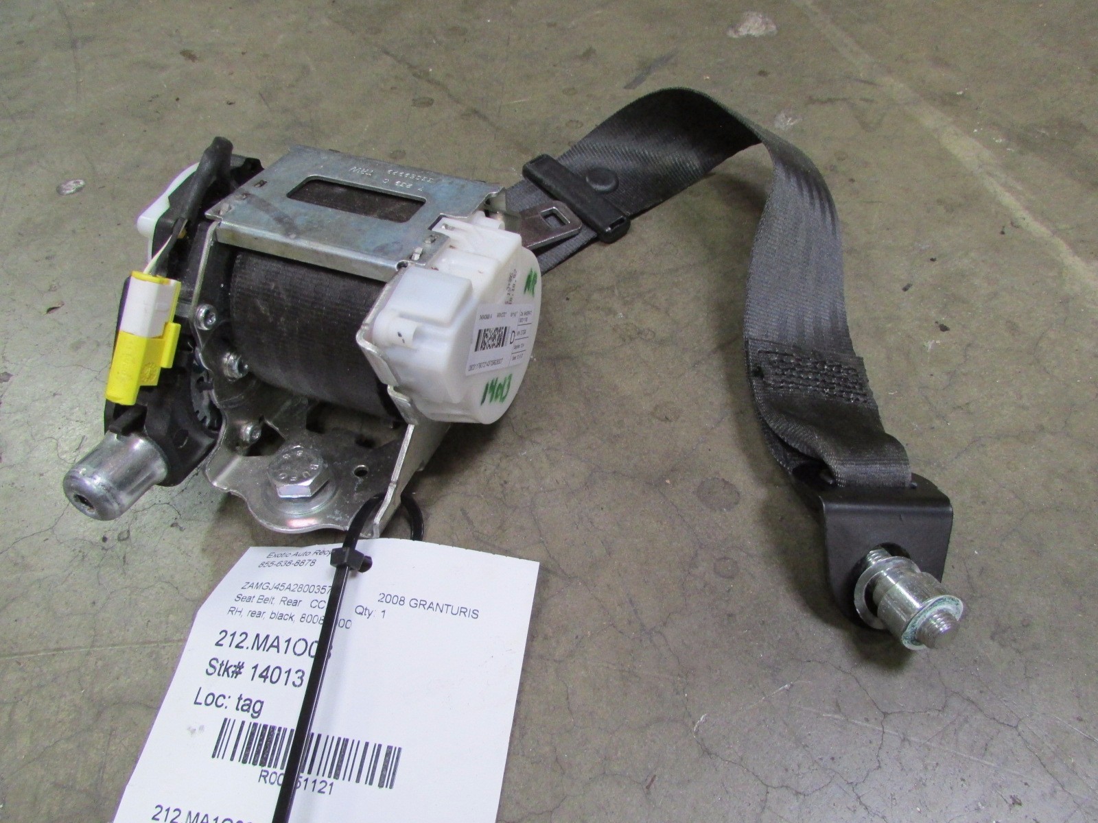 Maserati Granturismo, RH, Right Rear Seat Belt, Black, Used P/N 80087000
