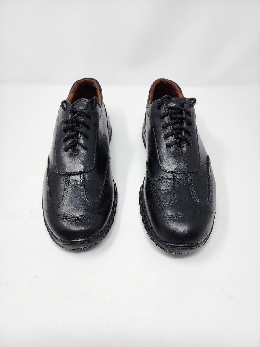 Allen Edmonds Men display picture 1