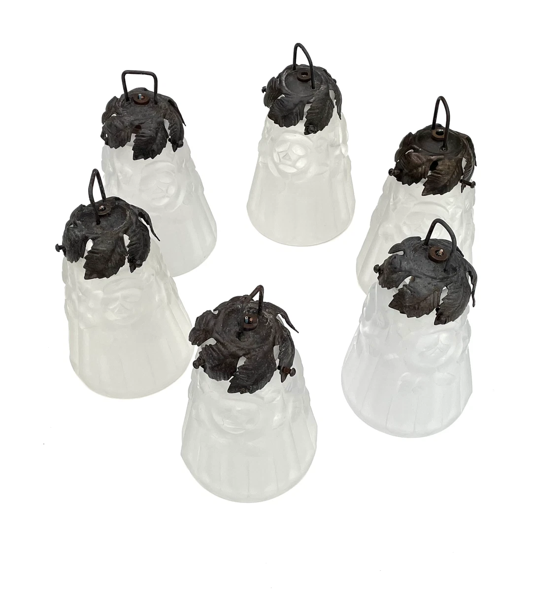 Lustre art déco, en laiton, tulipe en verre granité et liseré or