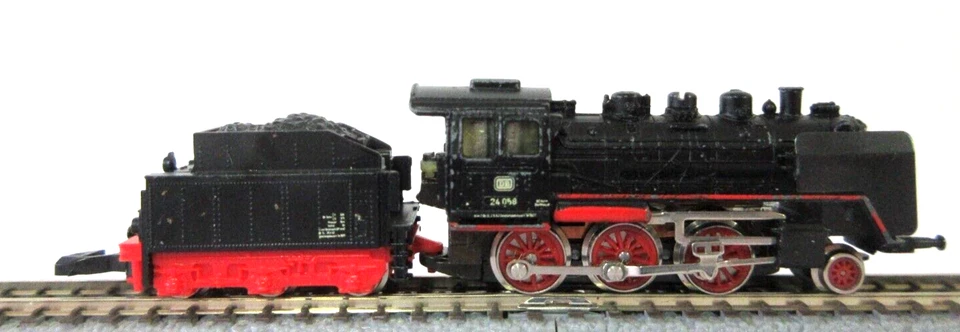 Marklin Mini-Club 8803 German Z Scale Locomotive DB 24 058 with Tender - Image 2 of 4