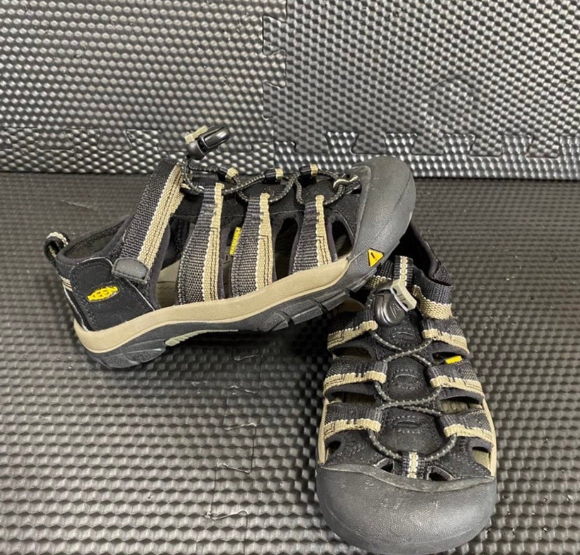 Sandali sportivi impermeabili Keen Newport H2 ragazzo bambino taglia 2 nero oliva