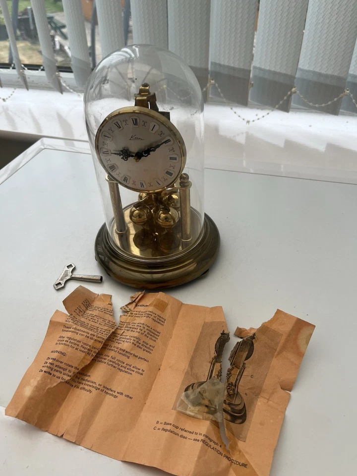 VINTAGE KERN ANNIVERSARY DOME CLOCK WITH INSTRUCTIONS AND KEY SPARES OR REPAIR. - Image 2 of 4