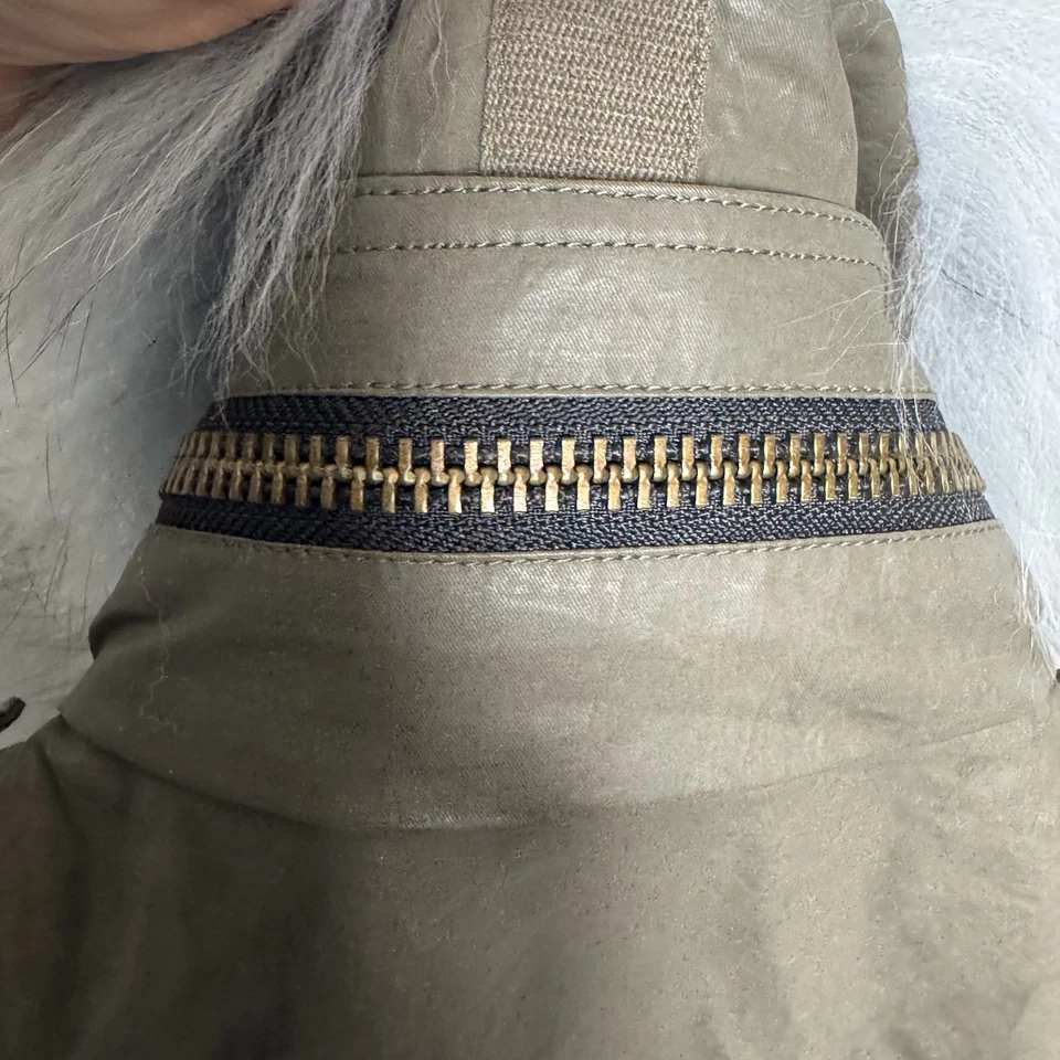 SAM. Chaqueta chaleco militar New York para mujer con ribete de piel de mapache verde militar talla XS Foto 4 de 4