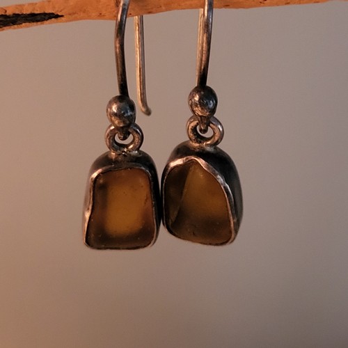 Collana e orecchini in vetro marino del Maine - Foto 11 di 12