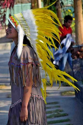 yellow indian headdress costume 