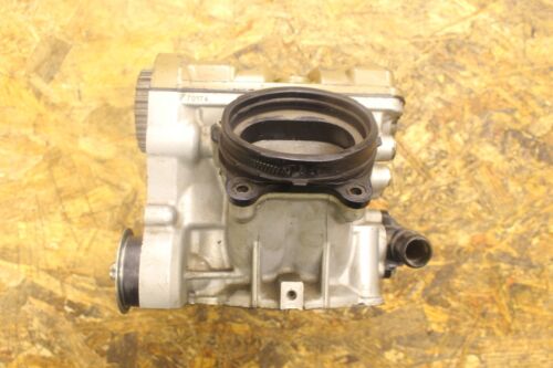 Ducati Streetfighter 1098 S 2009 2010 engine vertical cylinder head camshaft - Picture 3 of 7