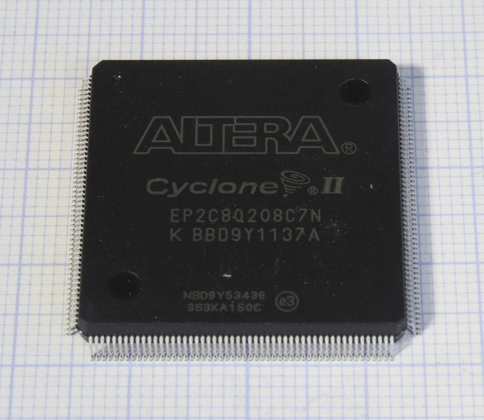 EP2C8Q208C7N Altera Cyclone II FPGA PQFP 208