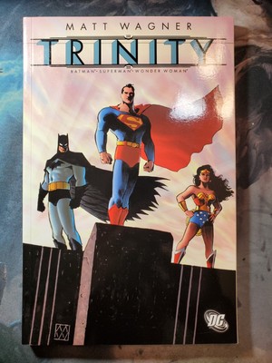 Batman/Superman/Wonder Woman: Trinity TPB by Matt Wagner (3rd Printing 2004) MC