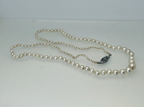Cultured Saltwater Graduated One Strand Pearl Necklace Diamond & Gold Clasp 20" - Picture 5 of 8
