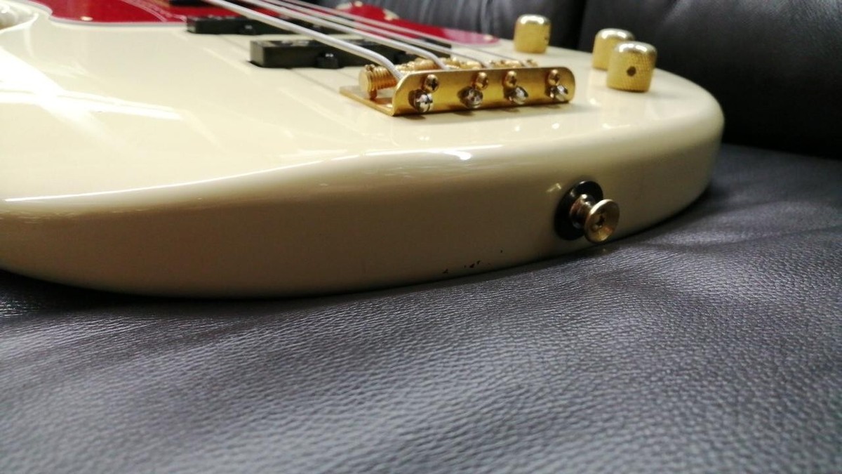 YAMAHA BB-STD White Made in Japan 1997 Solid Body Electric