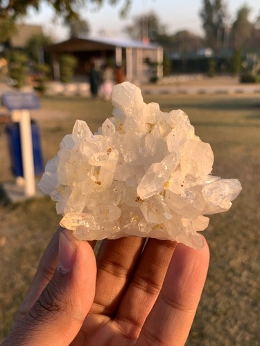 Rara manojo de cuarzo transparente terminado con siderita de Skardu Pak - Imagen 2 de 11