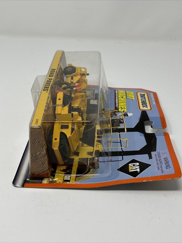 Matchbox Dirt Machines Caterpillar Road Pavers 32957 1998 - Picture 7 of 11