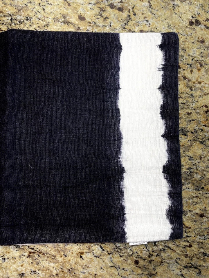 Pottery Barn Tie Dye Hand Dip Dyed lumbar Pillow Cover NWT *Retired* - Image 3 of 4