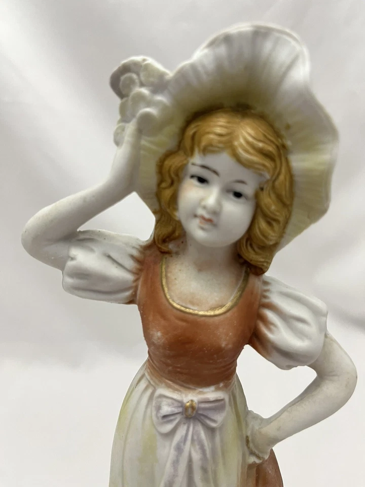 Antique ceramic lady figurine Germany 1812 Foto 2 de 4