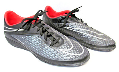 Nike Hypervenom Phelon IC Indoor Black & Silver Skull Sz 12 US ,46 EU 599849-016