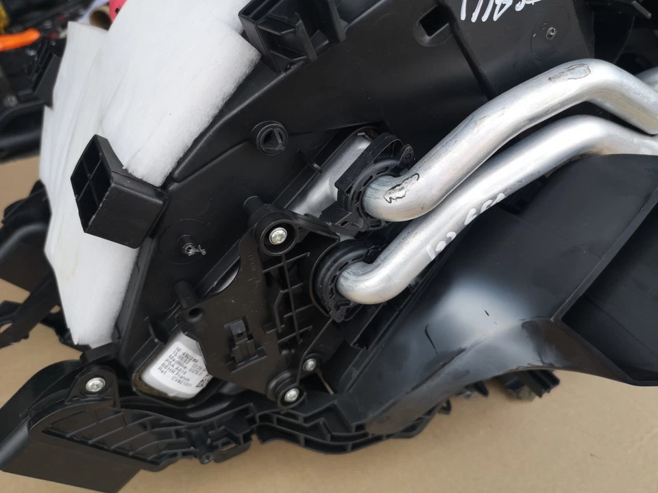 CITROEN DS3 2013 ПРИБОРНОЙ ПАНЕЛИ AC НАГРЕВАТЕЛЬ МАТРИЦЫ РАДИАТОРЫ ВЕНТИЛЯТОР СЕРДЕЧНИК КОРОБКА 9675394580 - Изображение 4 из 4