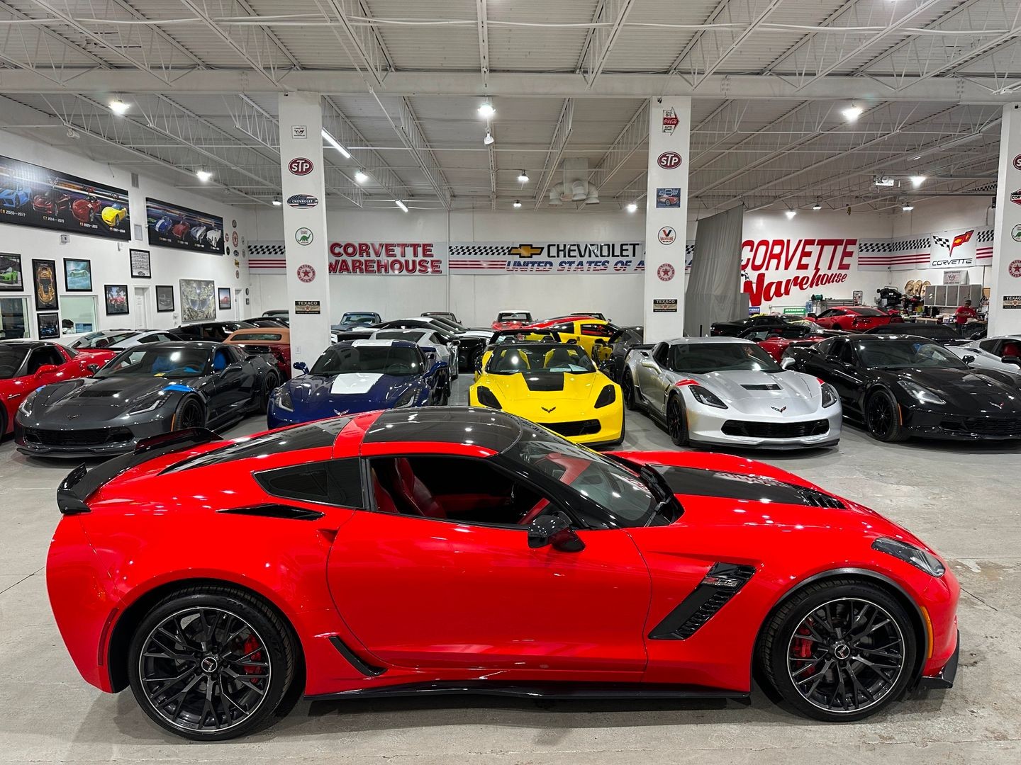 2015 [GKZ] Torch Red Chevrolet Corvette   | C7 Corvette Photo 6