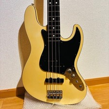 Fender Japan Aerodyne Jazz Bass White