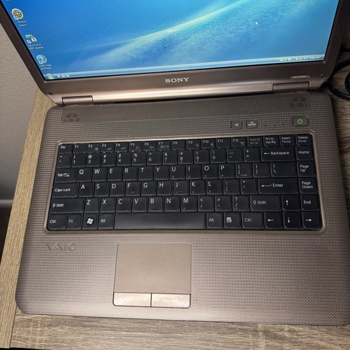 Sony VAIO Laptop Computer 3GB 64bit Windows Vista Home Premium PCG-7162L Tested - Picture 6 of 15