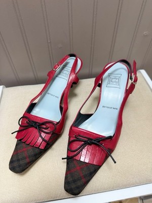 Cynthia Rowley red kitten heel slingbacks featuring a pointed toe Size 6.5B