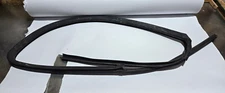 93-98 TOYOTA T100 LEFT DRIVER SIDE DOOR GLASS WINDOW RUN CHANNEL RUBBER GASKET