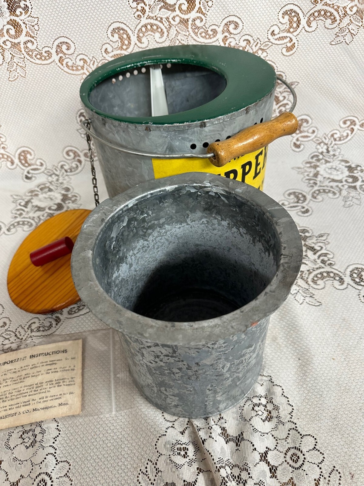 Vintage The Clipper Kerosene Heated Minnow Bucket E.L. Walstedt Co