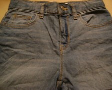 GIRLS GAP 1969 CLASSIC CUFFED DENIM SHORTS-SIZE 12 REGULAR-MEDIUM BLUE