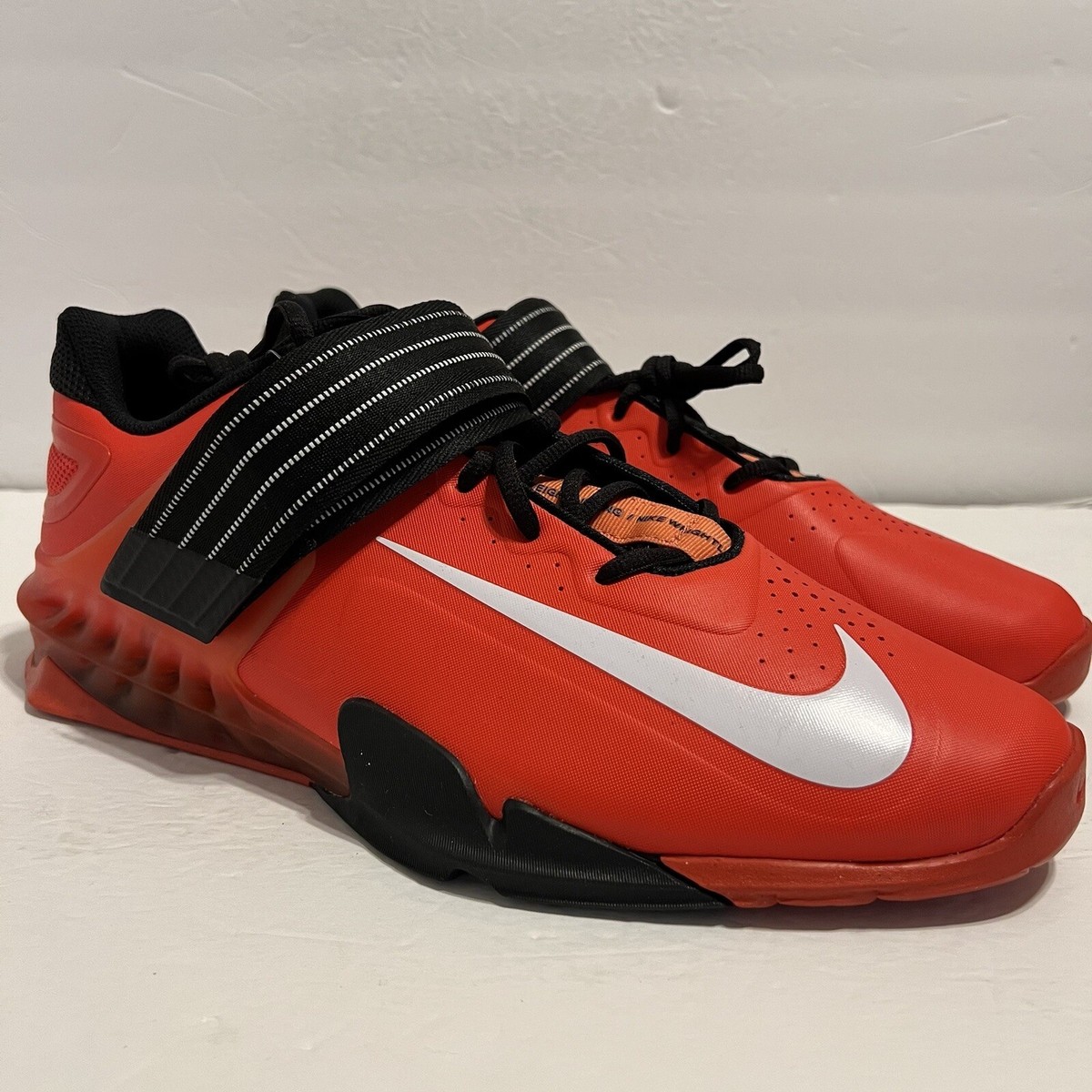 Nike Savaleos - red NIKE SAVALEOS – Fittest Freakest main image 2