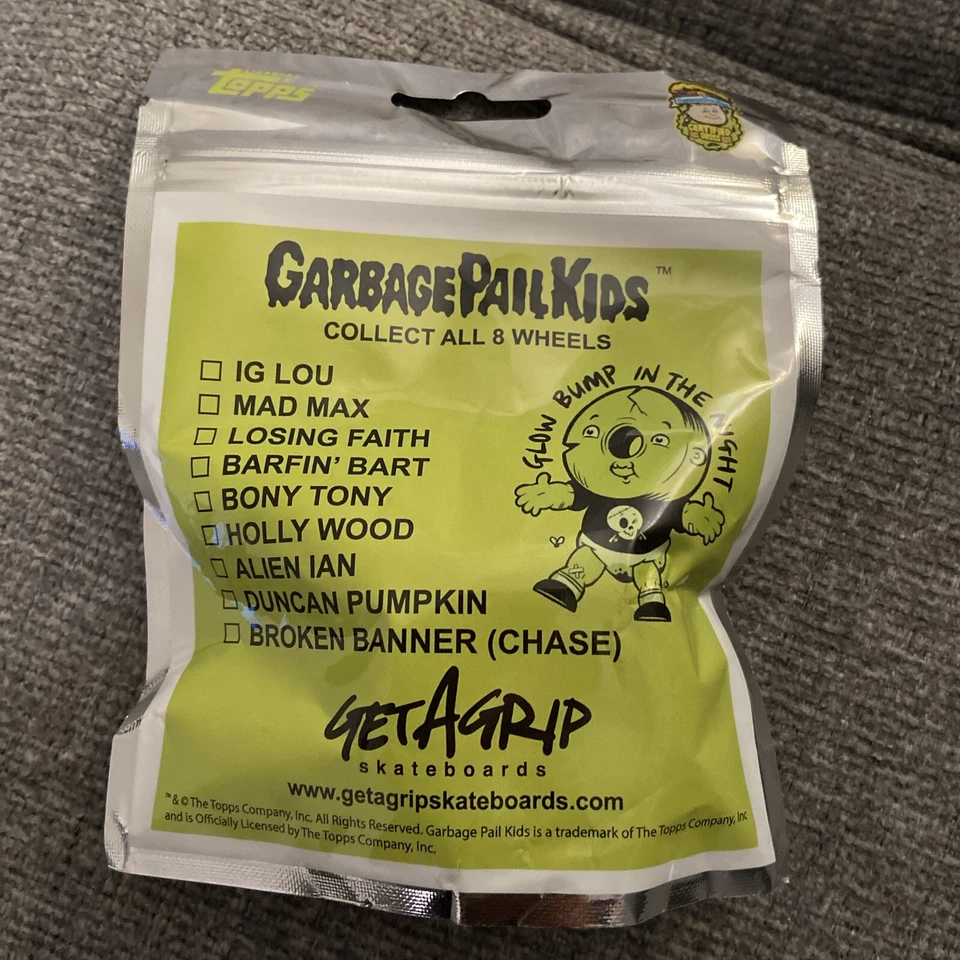 Garbage Pail Kids GET A GRIP Topps Serie 4 Monopatín Misterioso Sin Abrir RUEDA  Foto 2 de 2